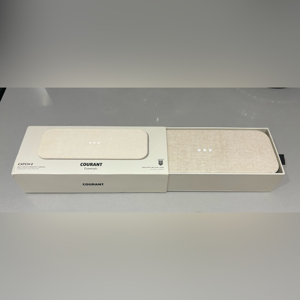 Courant Essentials, Catch:2, Multi-device Wireless Charger